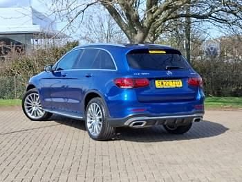 Used Mercedes GLC300 AMG Line Premium 245 HP (180 kW) 2022 Blue SUV