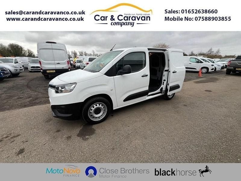 Used Toyota Proace Active 2021 White MPV