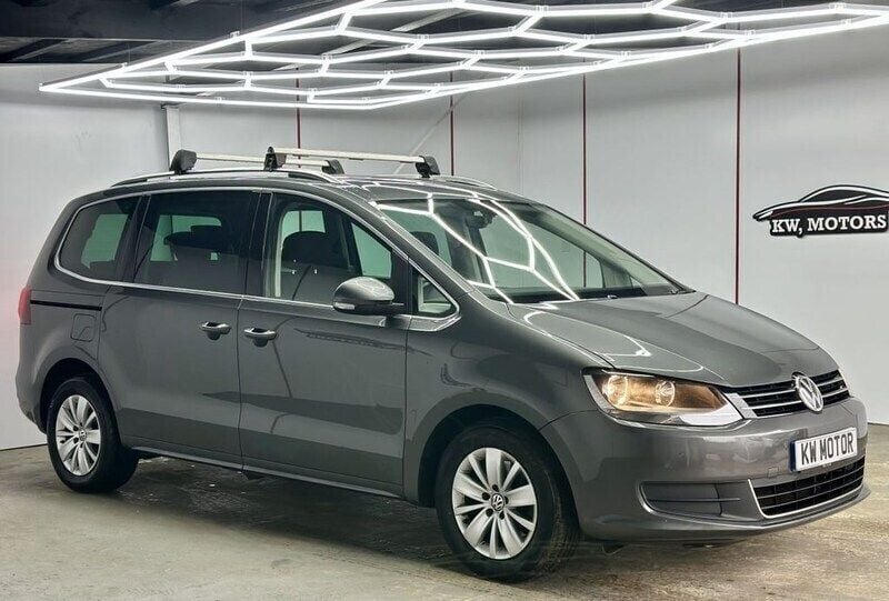 Grey Used 2017 VW Sharan SE MPV | £11,984 (Fair price) - Image 1/4