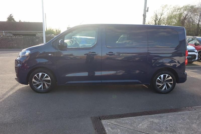 Used Citroën Spacetourer Flair 180 HP (132 kW) 2019 Blue MPV