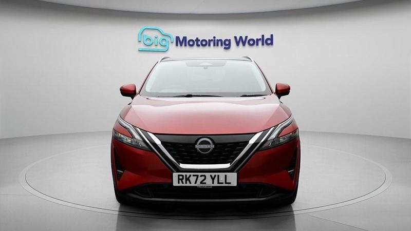 Used Nissan Qashqai N-Connecta 190 HP (139 kW) 2023 Red SUV