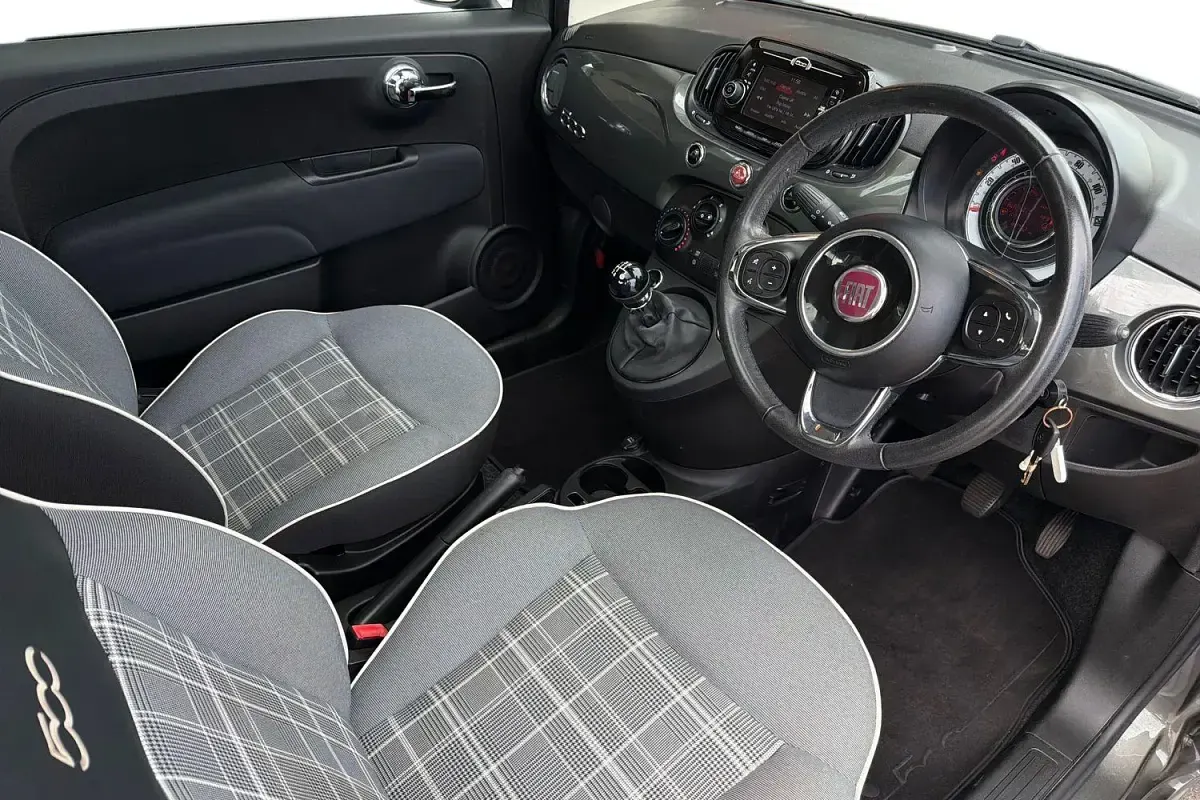 Used Fiat 500 Lounge 69 HP (50 kW) 2018 Grey Hatchback