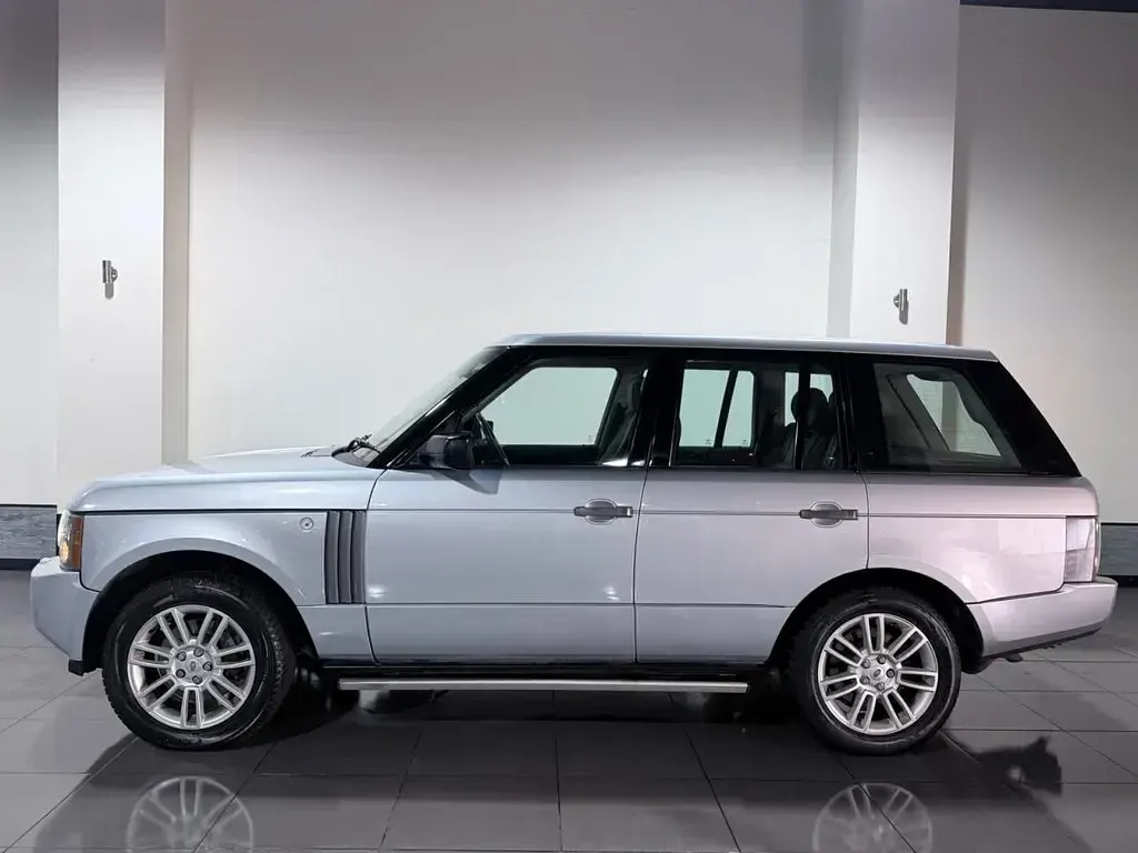 Used Land Rover Range Rover Vogue 271 HP (199 kW) 2009 Silver SUV