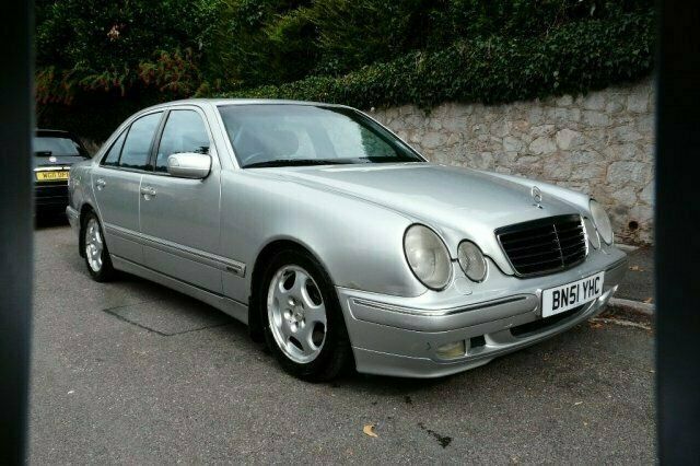 Used 2001 Mercedes E320 Avantgarde Estate | £1,650 - Image 1/4