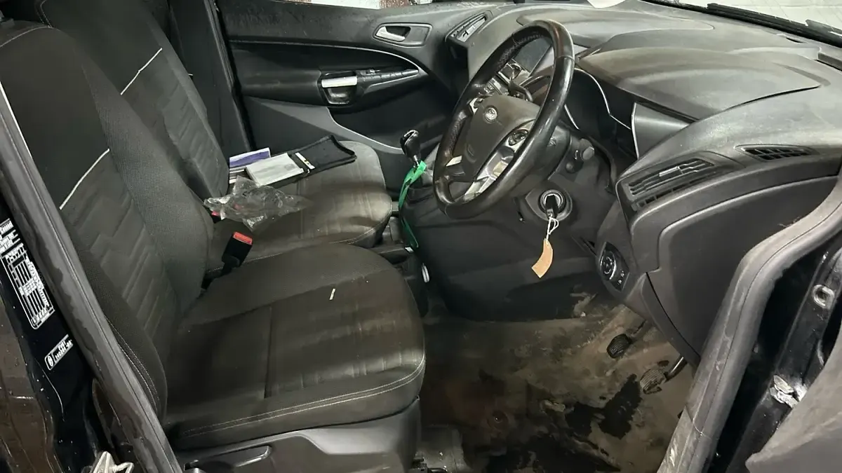 Used Ford Transit Connect Limited 120 HP (88 kW) 2018 Black MPV