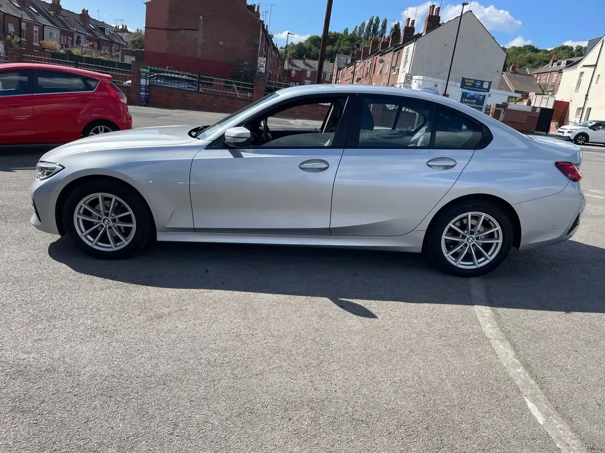 Used BMW 318 2019 Silver Sedan