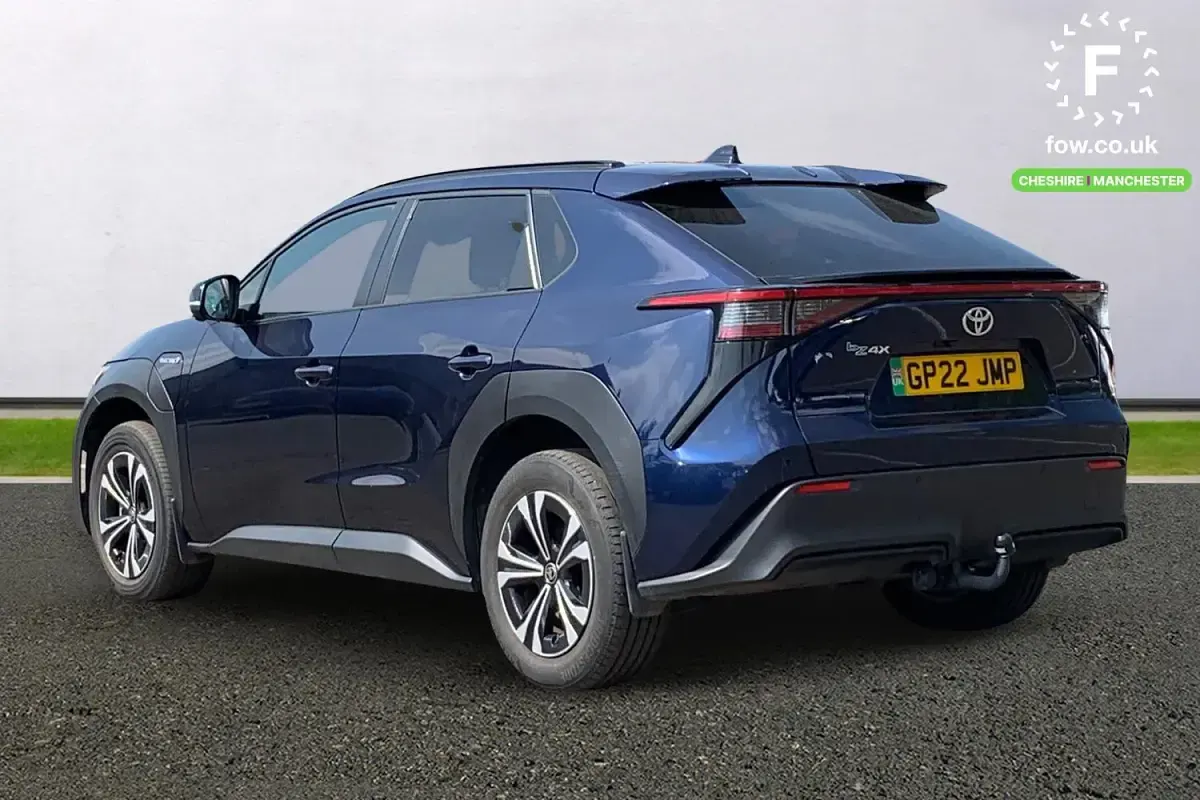 Used Toyota bZ4X 150 kW (204 HP) 2022 Blue SUV
