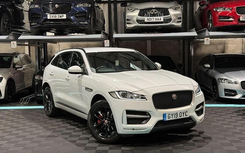 Second-hand Jaguar F-Pace R-Sport 179 CP (131 kW) 2020 SUV