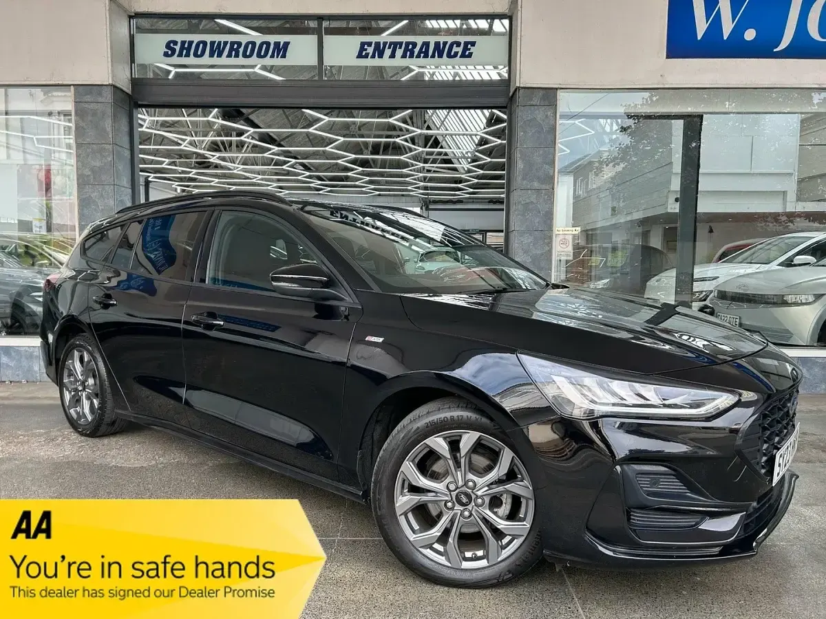 Used Ford Focus ST-Line 125 HP (91 kW) 2023 Estate