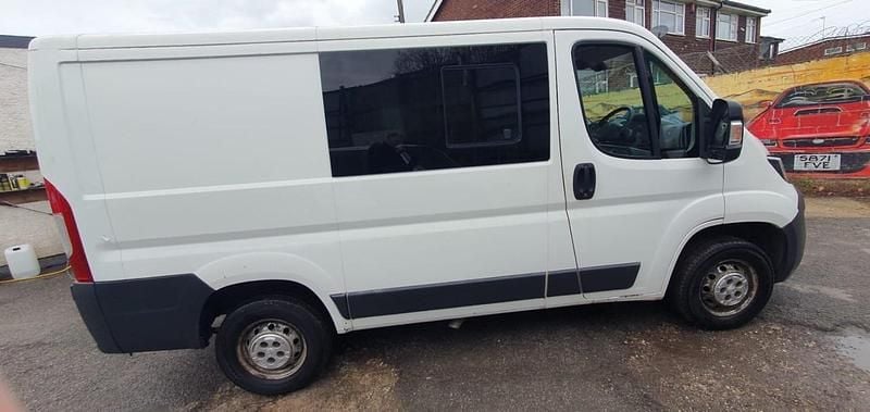 Gebraucht Peugeot Boxer 110 PS (80 kW) 2016 Weiß Van