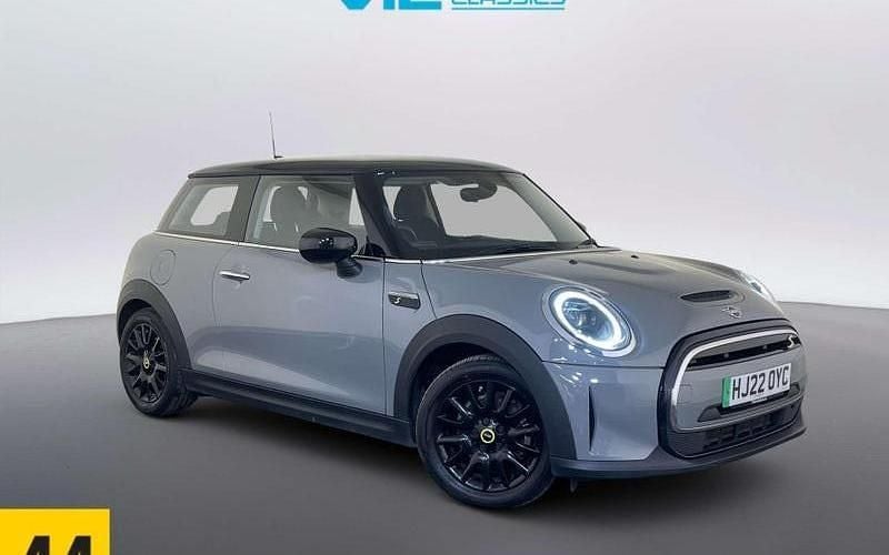 Used Mini Cooper Level 1 135 kW (184 HP) 2023 Hatchback