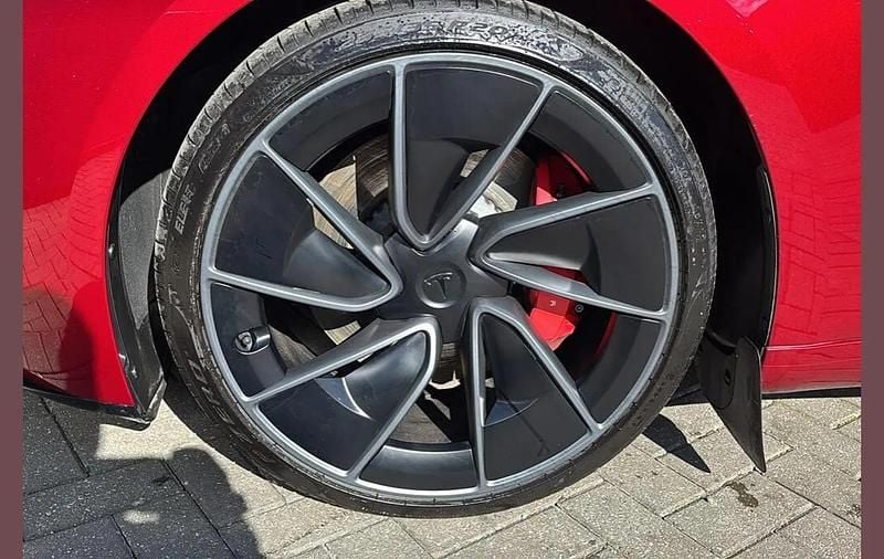 Used Tesla Model 3 Performance 461 kW (627 HP) 2025 Red Sedan