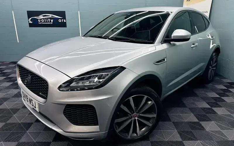 Used Jaguar E-Pace R-Dynamic 179 HP (131 kW) 2019 SUV