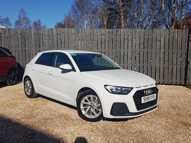 Used Audi A1 Sport 150 HP (110 kW) 2019 White SUV
