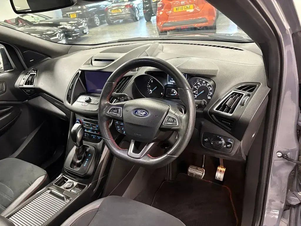 Used Ford Kuga ST-Line 180 HP (132 kW) 2019 Brown SUV