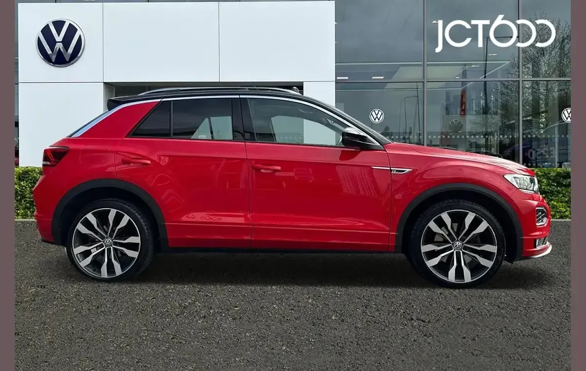 Used VW T-Roc R-line 150 HP (110 kW) 2018 Red SUV