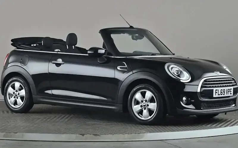 Second-hand Mini Cooper Cabriolet Classic 136 CP (100 kW) 2020 Cabrio