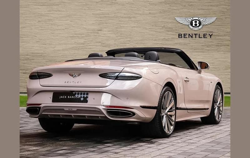 Used Bentley Flying Spur 635 HP (467 kW) 2020 Black Sedan