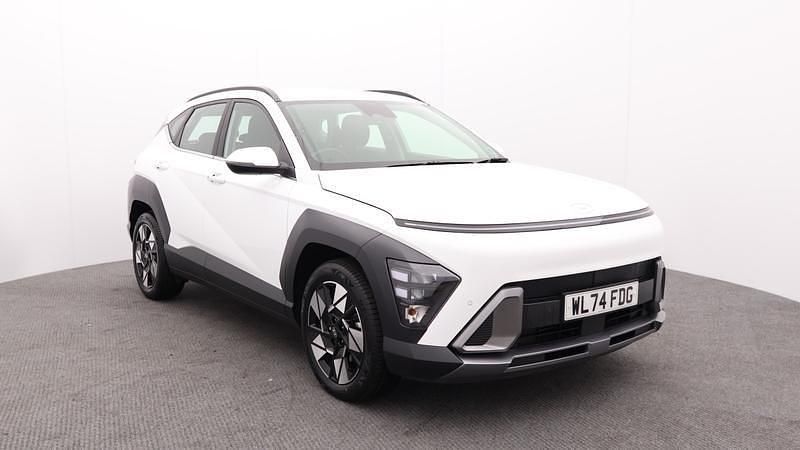 Used Hyundai Kona Advanced 2025 White SUV