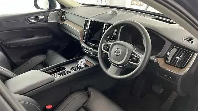Used Volvo XC60 Ultimate 449 HP (330 kW) 2023 Blue SUV