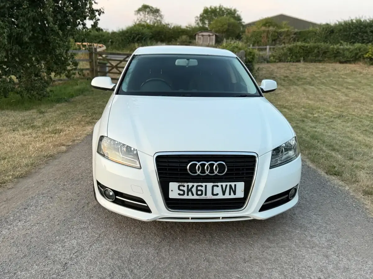 Used Audi A3 Comfort 2011 White Hatchback