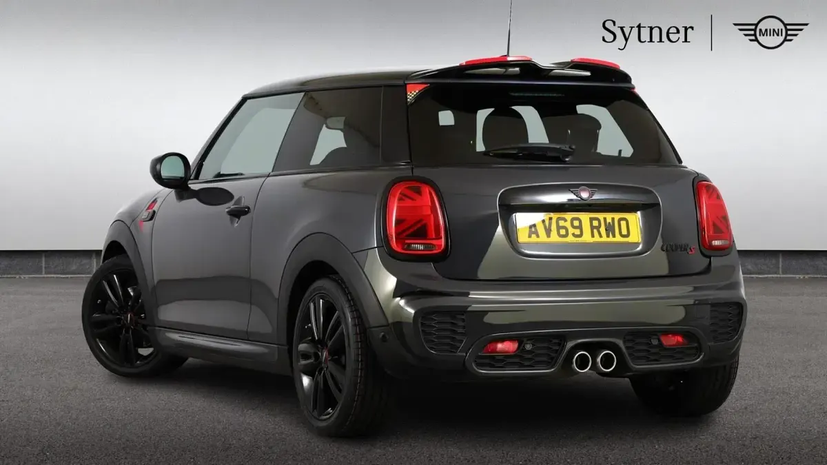 Używany Mini Cooper S Sport 192 KM (141 kW) 2019 Szary Hatchback