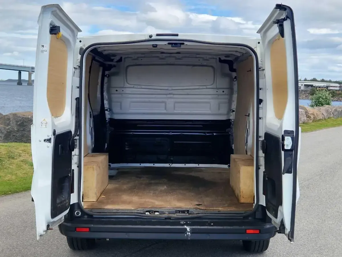 Used Renault Trafic Business 128 HP (94 kW) 2023 White