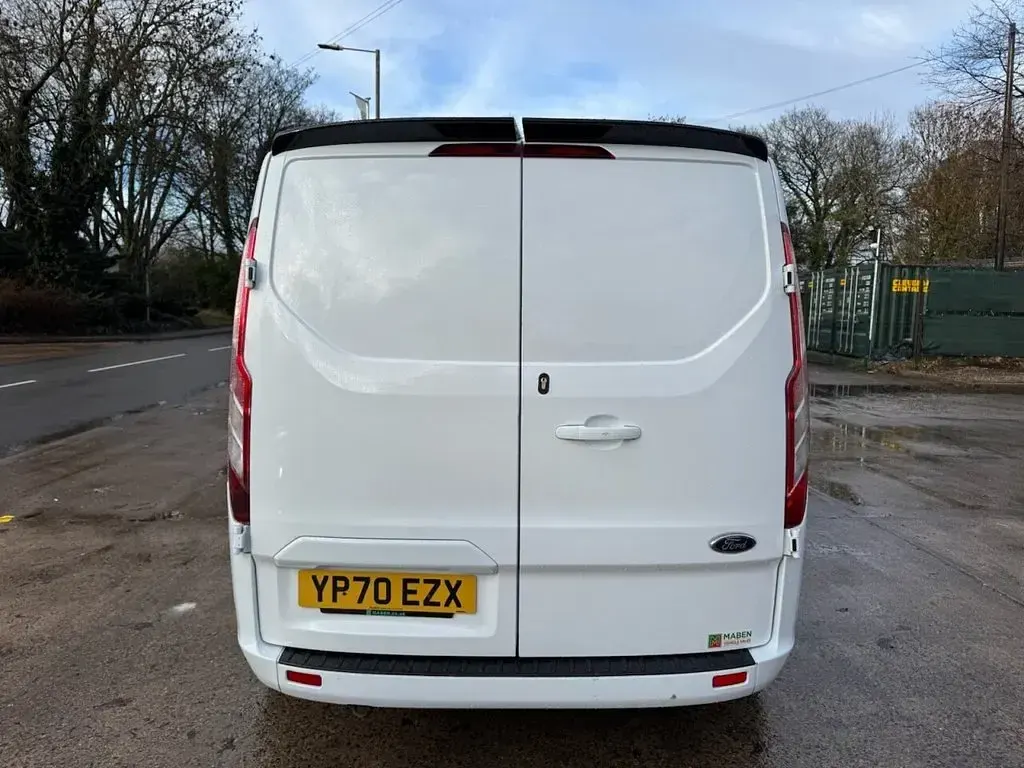 Used Ford Transit Custom S 2021 White Van