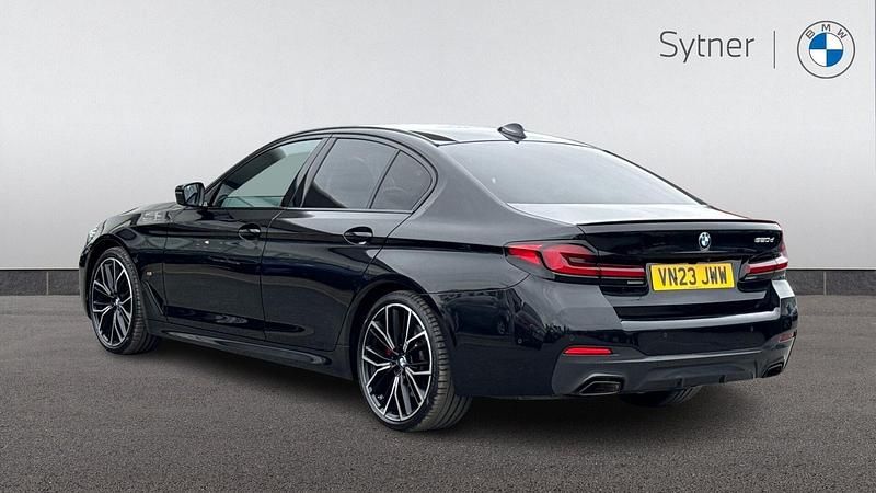Usado BMW 520 M Sport 187 CV (137 kW) 2023 Negro