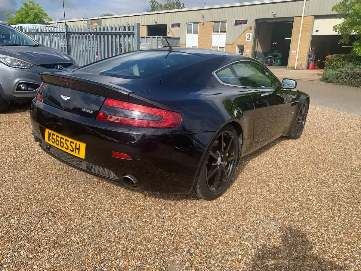 Used Aston Martin Vantage 2006 Black Coupe