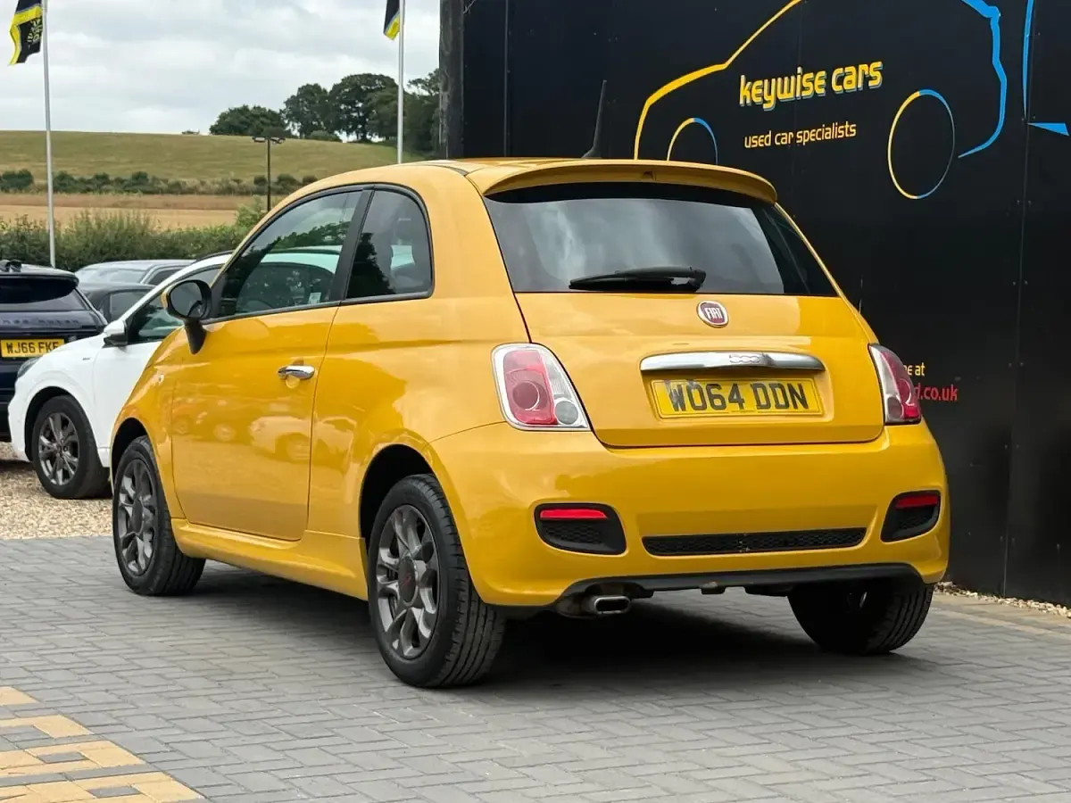 Used Fiat 500 S 69 HP (50 kW) 2015 Yellow Hatchback