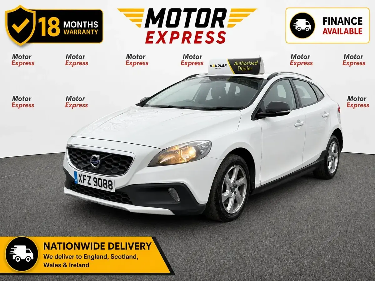 Used Volvo V40 SE 115 HP (84 kW) 2015 White Hatchback