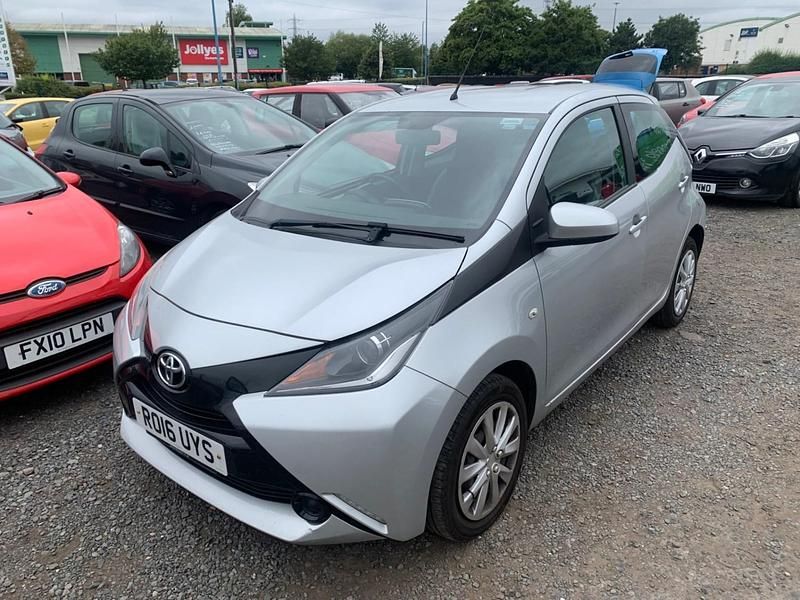 Silver Used 2016 Toyota Aygo X-play Hatchback | £2,699 (Good price) - Image 1/4