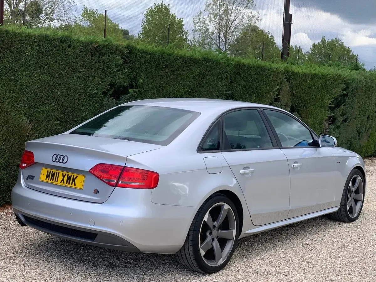Used Audi A4 Black Edition 136 HP (100 kW) 2011 Silver Sedan