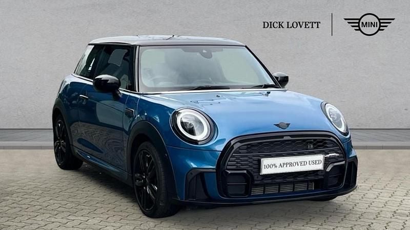 Used Mini Cooper Hatch 134 HP (98 kW) 2024 Blue Hatchback