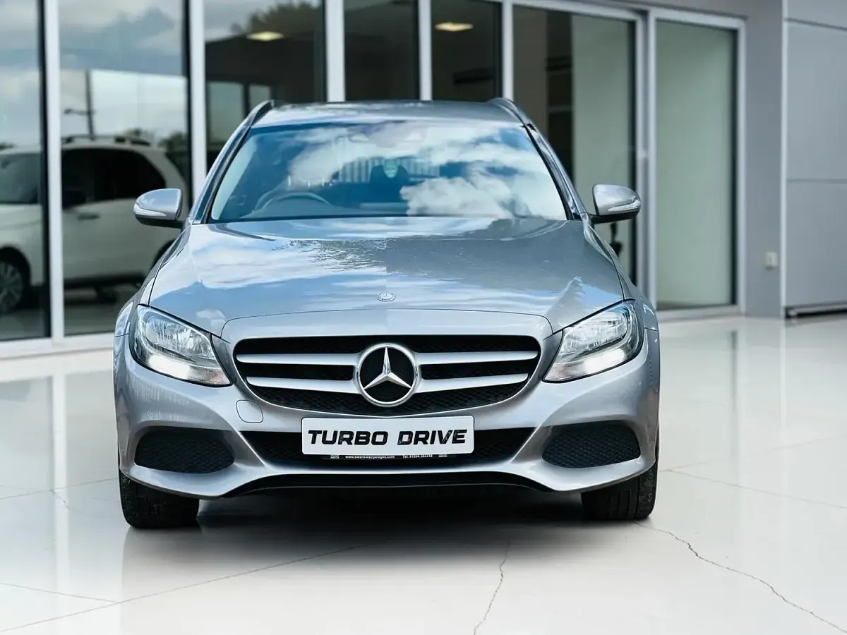 Used Mercedes C220 SE 170 HP (125 kW) 2015 Silver Estate
