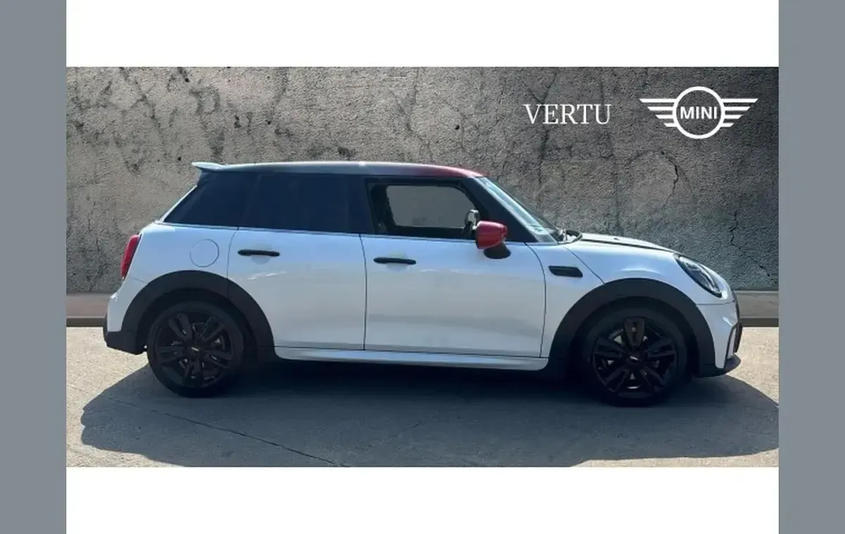 Used Mini Cooper Sport 147 HP (108 kW) 2023 Blue Hatchback