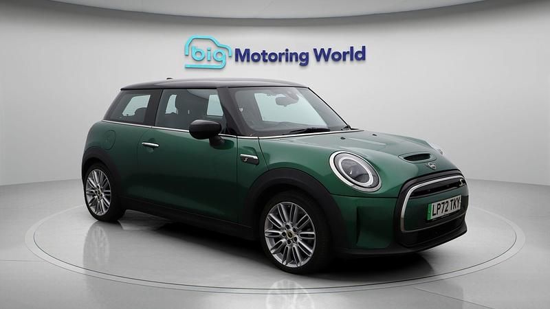 Used 2023 Mini Cooper SE Hatch Hatchback | £12,300 (Fair price) - Image 1/4