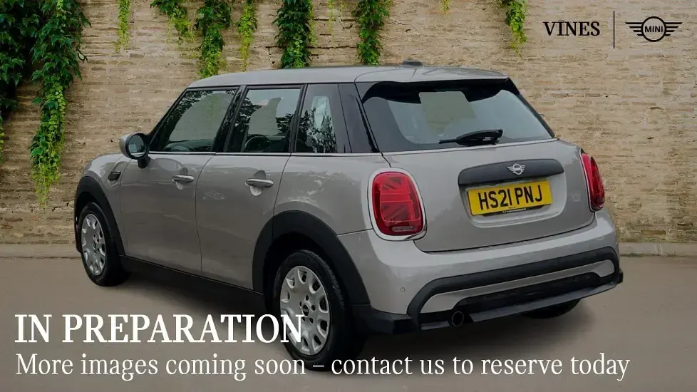 Begagnad Mini ONE Classic 101 HK (74 kW) 2021 Grå Halvkombi