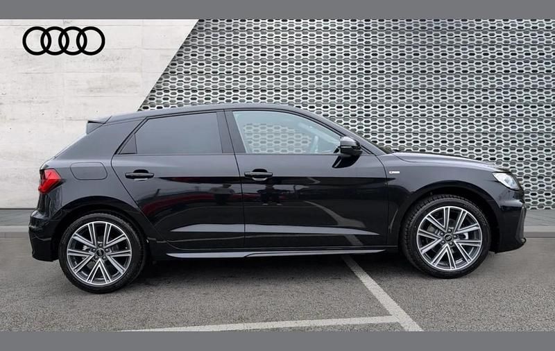Usado Audi A1 S-Line 147 HP (108 kW) 2026 Preto SUV