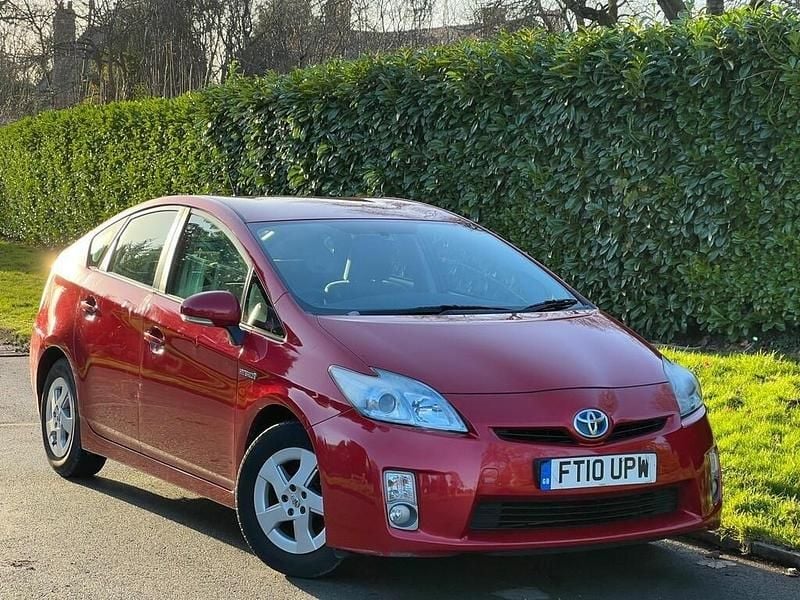 Red Used 2010 Toyota Prius T3 Hatchback | £4,440 (Fair price) - Image 1/4