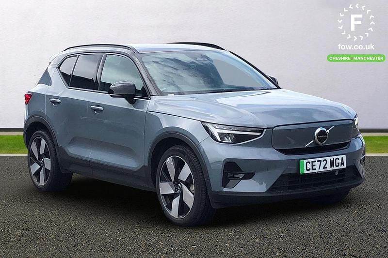 Grey Used 2022 Volvo XC40 Plus SUV | £23,099 (Good price) - Image 1/3
