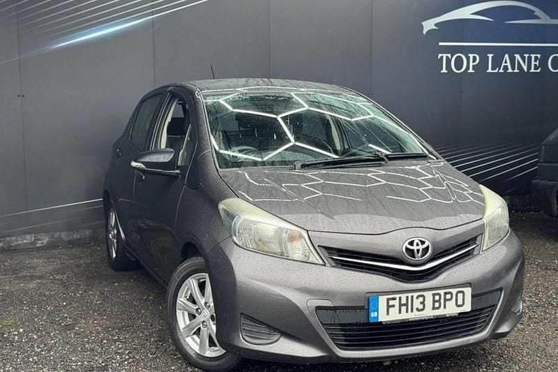 Used Toyota Yaris 2013 Grey Hatchback