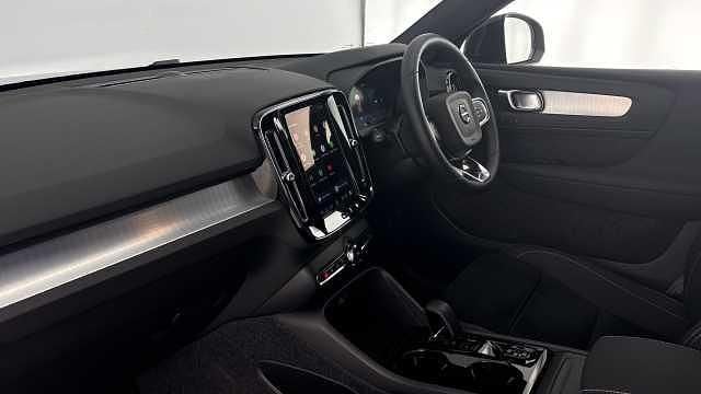 Used Volvo XC40 Plus 161 HP (118 kW) 2026 SUV