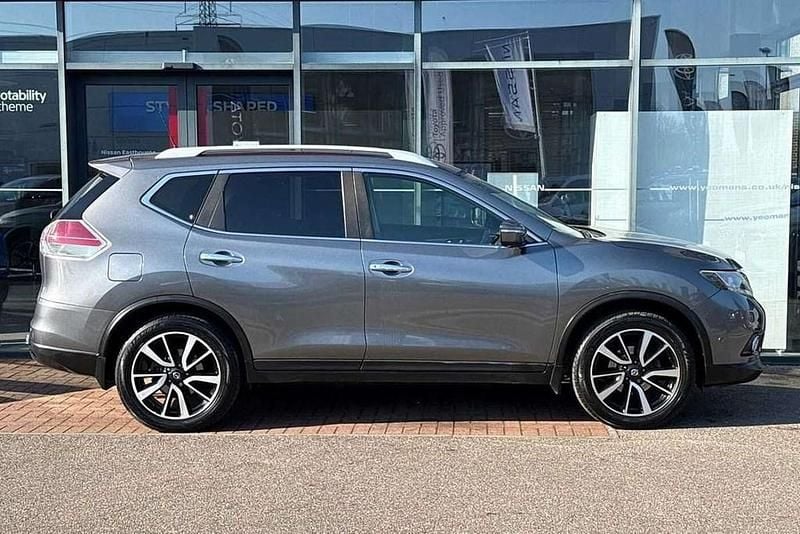 Used Nissan X-Trail Tekna 163 HP (119 kW) 2017 Grey SUV