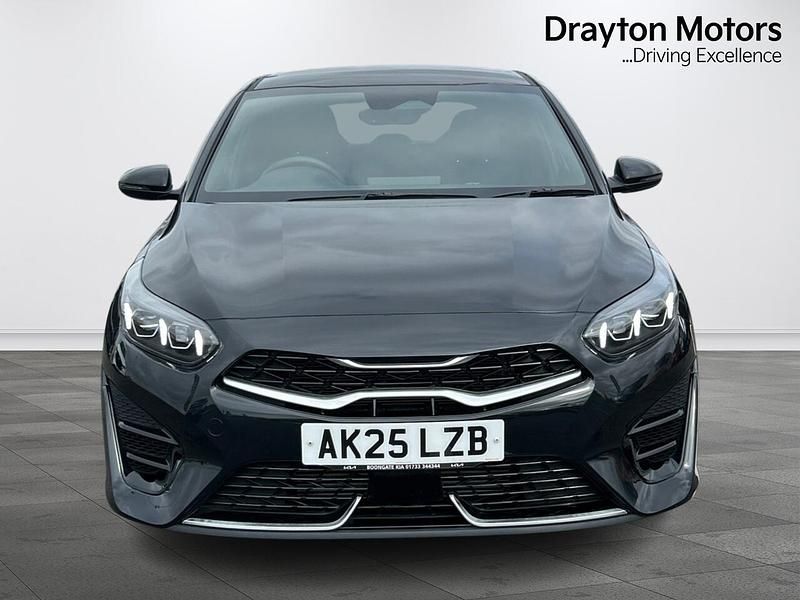 Used Kia Ceed GT GT-Line 138 HP (101 kW) 2025 Black Hatchback