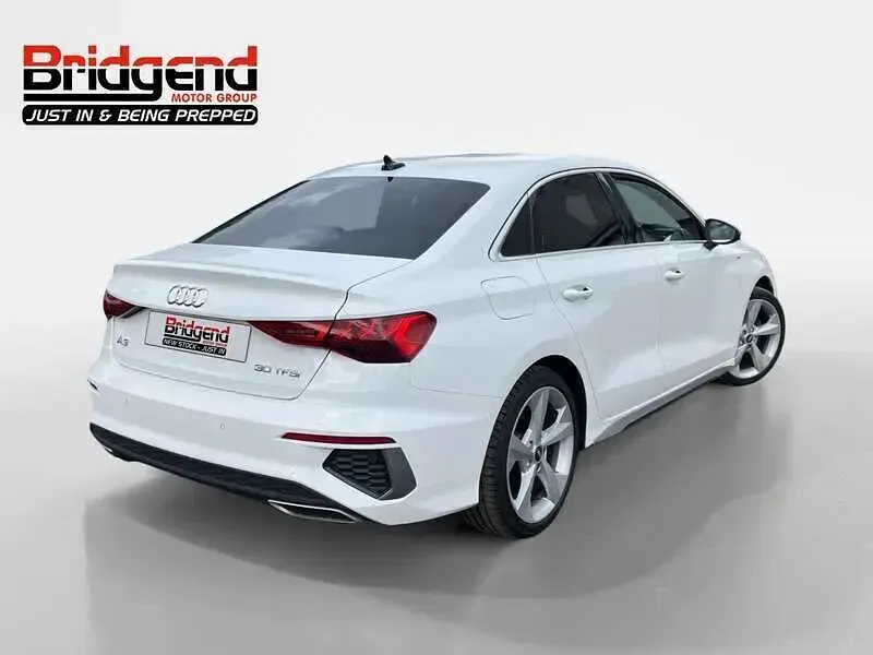 Used Audi A3 S-Line 110 HP (80 kW) 2021 White Sedan