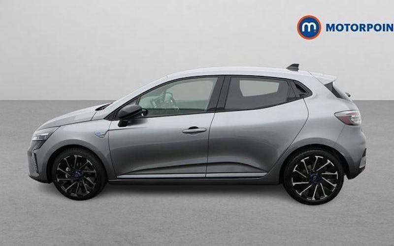 Used Renault Clio V Esprit Alpine 143 HP (105 kW) 2025 Hatchback