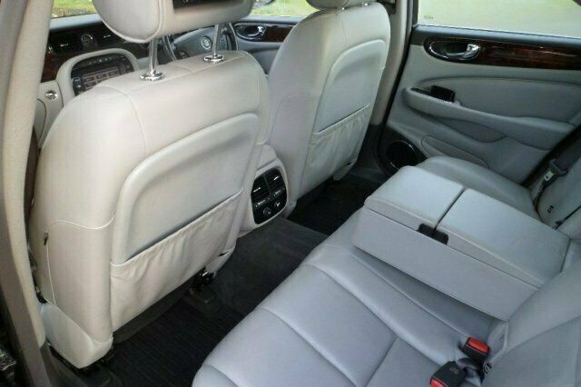 Used Jaguar XJ6 240 HP (176 kW) 2004 Sedan