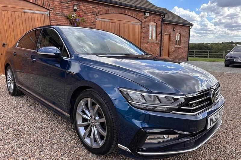 Blue Used 2020 VW Passat R-line Sedan | £11,750 (Fair price) - Image 1/1